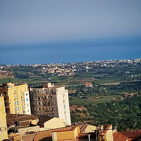 بيت ضيافة Domus Palace